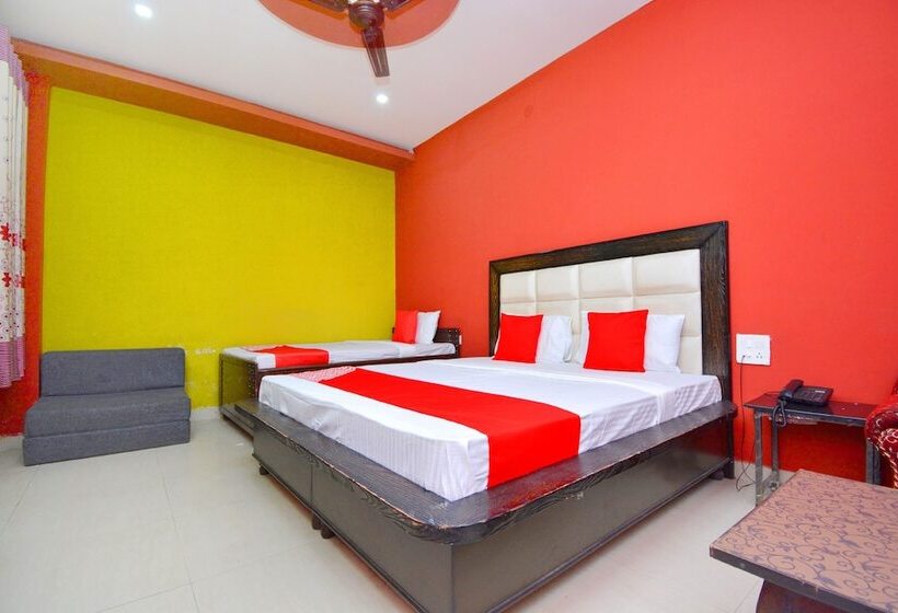 호텔 Palace Plaza By Oyo Rooms