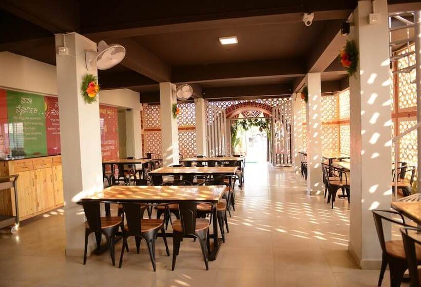 酒店 Parth Residency