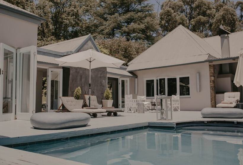 בית מלון כפרי Qambathi Mountain Lodge