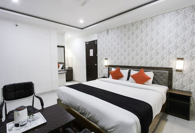 酒店 Rich Fort By Oyo Rooms