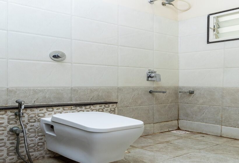 ホテル Shree Balaji Palace By Oyo Rooms