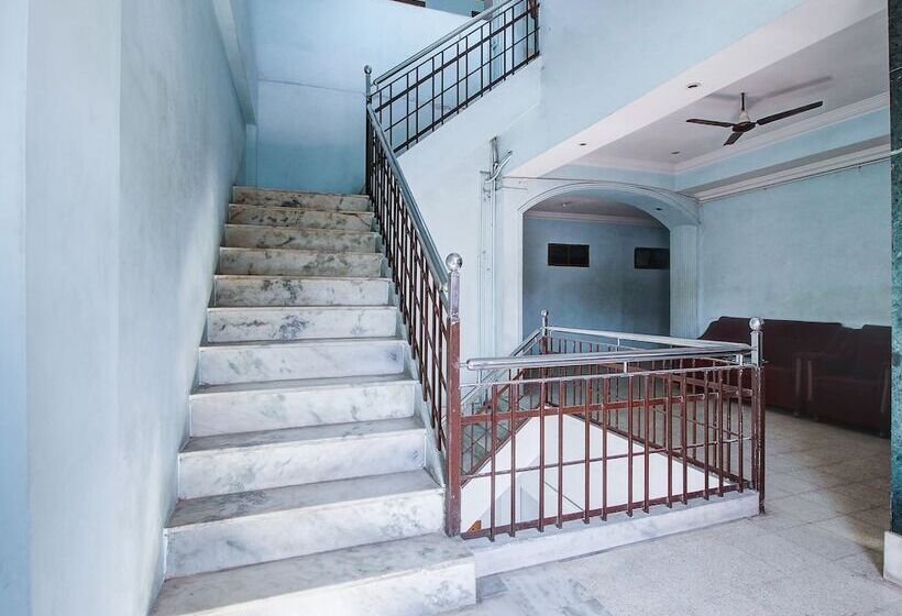 酒店 Spot On 39816 Swagat Tourist Home