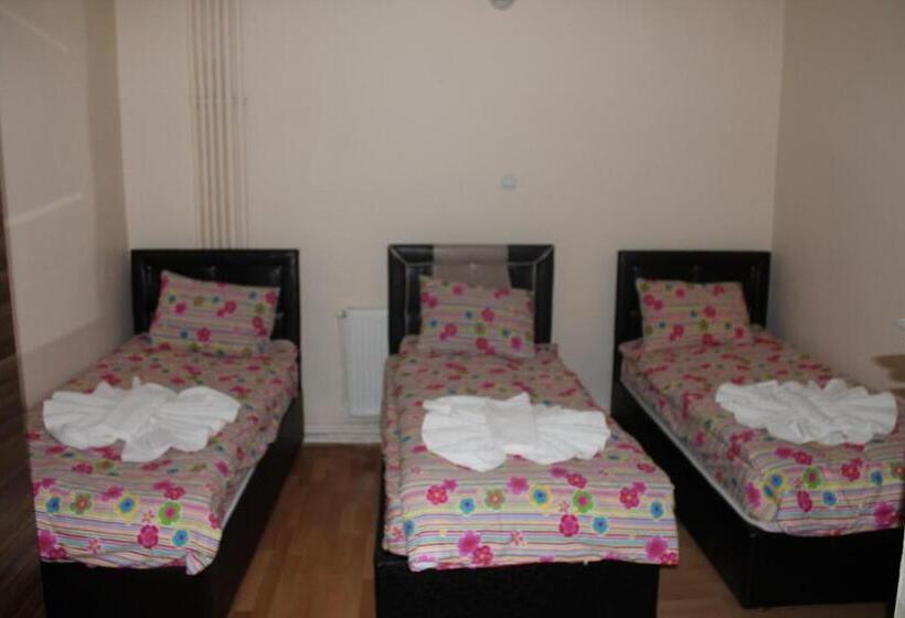 هتل Sultan Pansion Bird Paradise