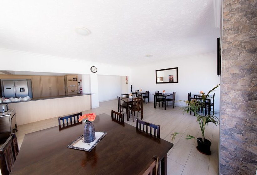 膳宿费 Nama White Guest House