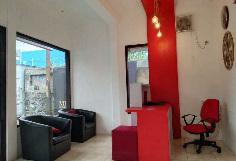 بنسيون Reddoorz @ Tretes 2