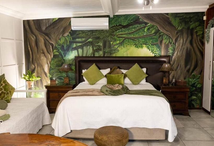 פנסיון Rustic Forest Guest House