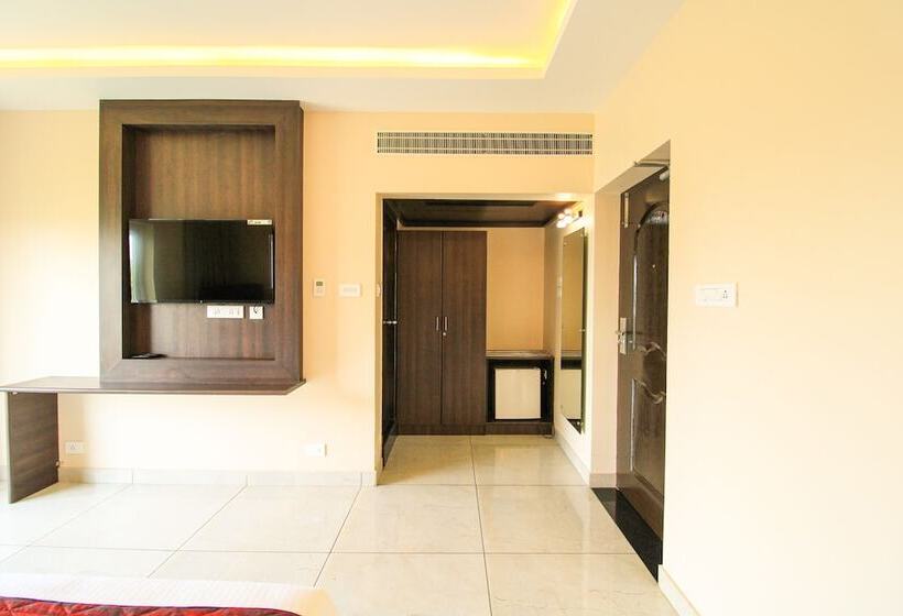 منتجع White Pearl Residency