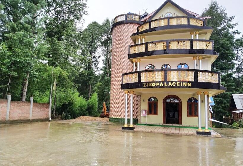 리조트 Ziro Palace Inn