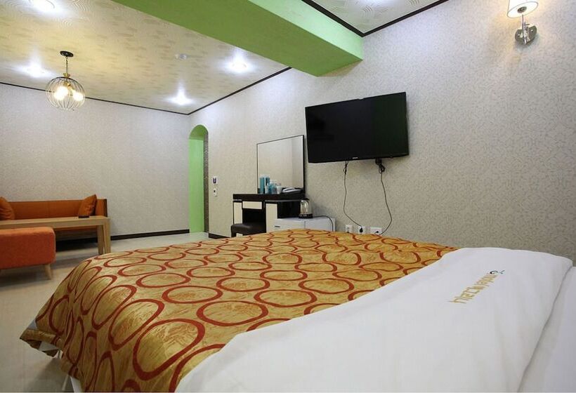 Yegrina Motel