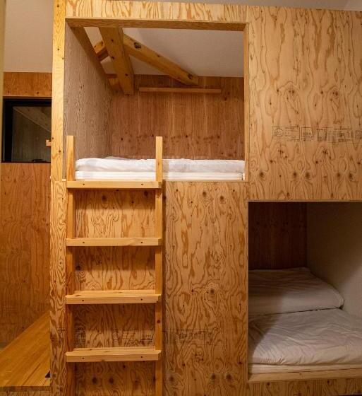 هاستل Bed N Chill Shippoya 七宝屋