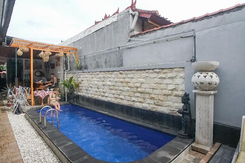 Gedhong Hostel