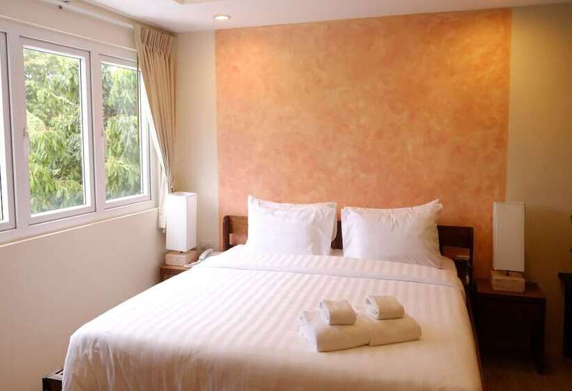 هتل Arcadia Maephim Serviced Apartment