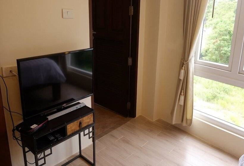 هتل Arcadia Maephim Serviced Apartment
