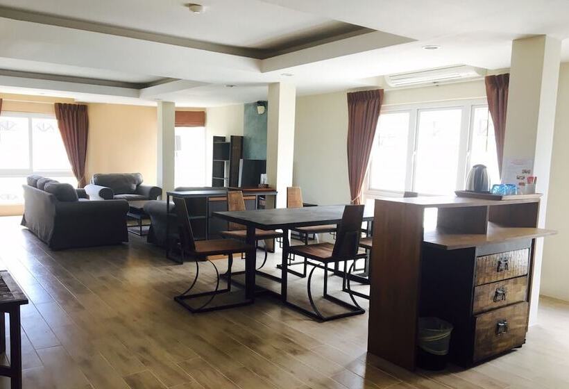 هتل Arcadia Maephim Serviced Apartment