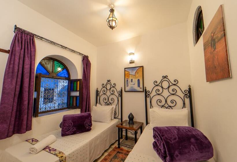 هتل Hôtel Dar Nokhba