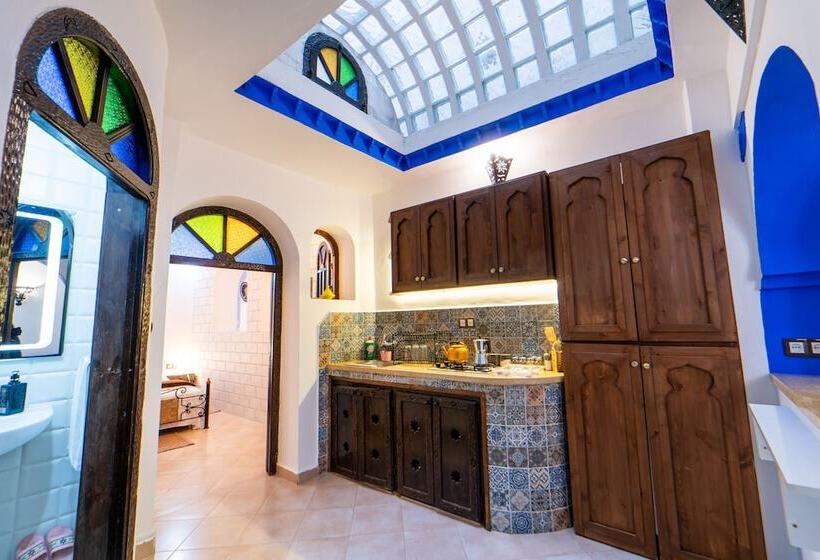 هتل Hôtel Dar Nokhba