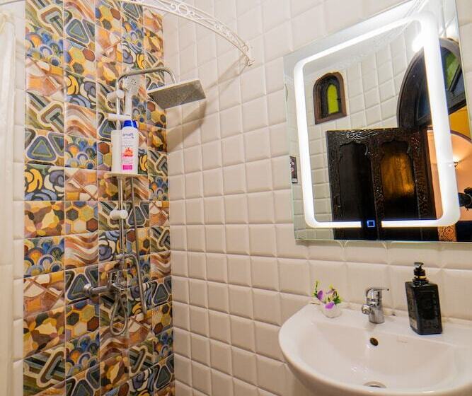 هتل Hôtel Dar Nokhba