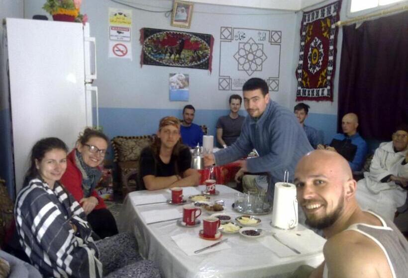 ペンション Imilchil