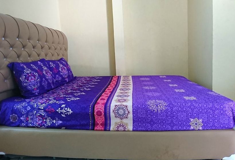 הוסטל Gemilang Residence By Oyo Rooms