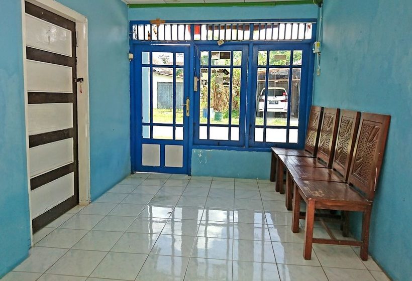 הוסטל Gemilang Residence By Oyo Rooms