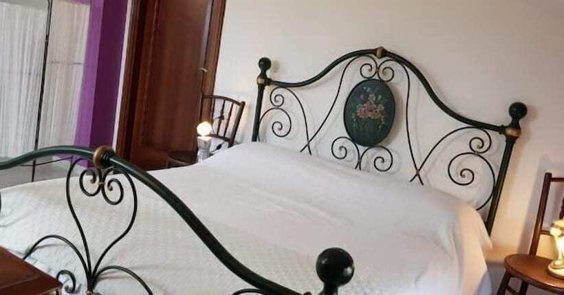 مبيت وإفطار Books&bikes