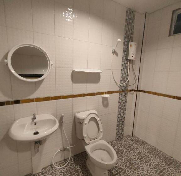 هتل Banana Resort Sadao