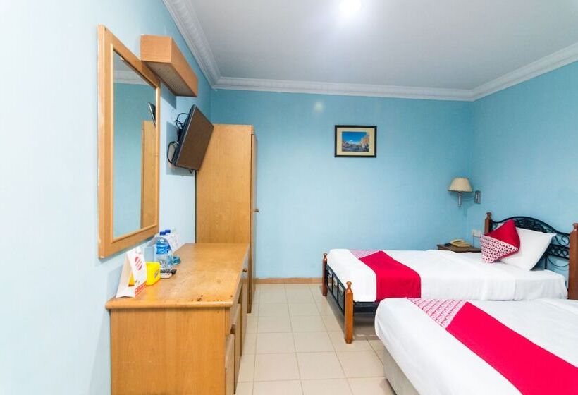 فندق Grand Palace By Oyo Rooms