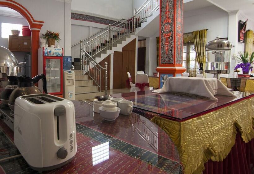 Отель Kartini By Oyo Rooms
