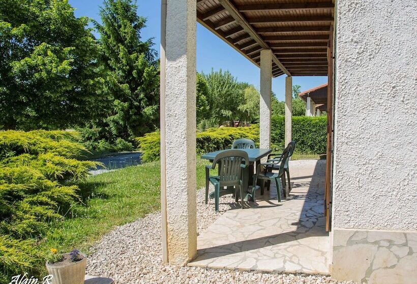 ホテル Paradise Challets And Camping