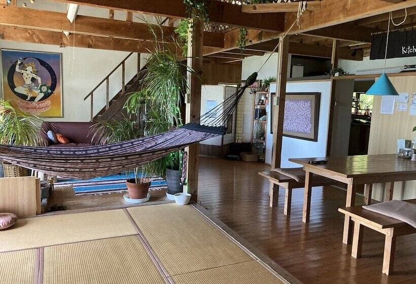 بنسيون Galaxy Guest House