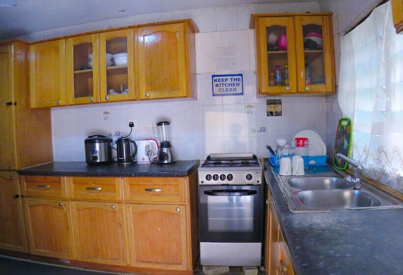 بنسيون St Mary S At Hills Guest House