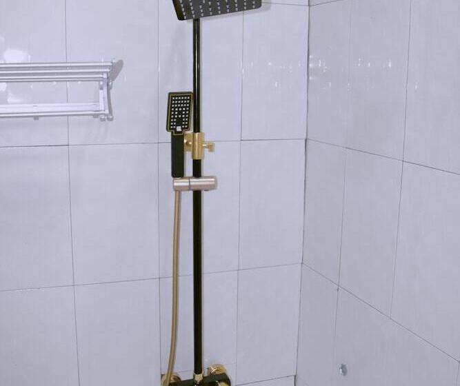 بنسيون St Mary S At Hills Guest House