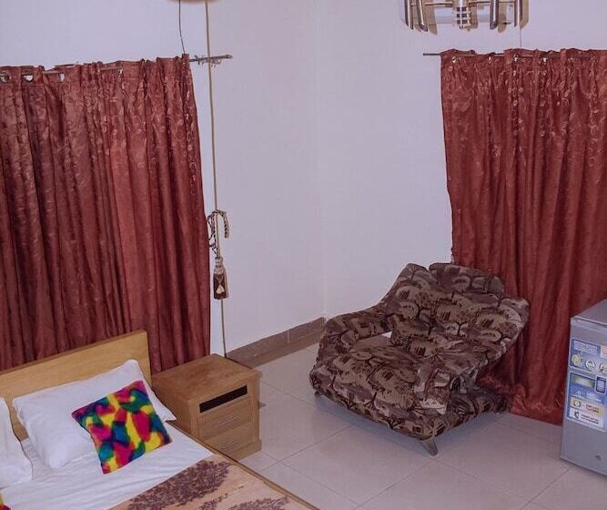 بنسيون St Mary S At Hills Guest House