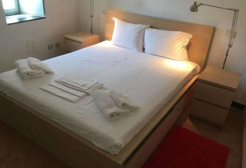 דירת נופש Stunning Medieval Setting Surrounded By Mountains