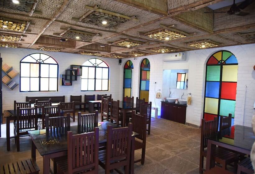 منتجع Panthashala
