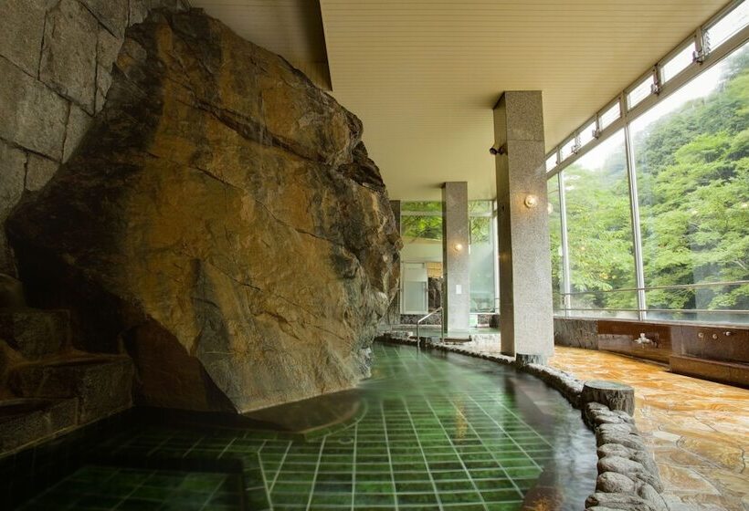 日式旅馆 Hananosato Onsen Sansuikan