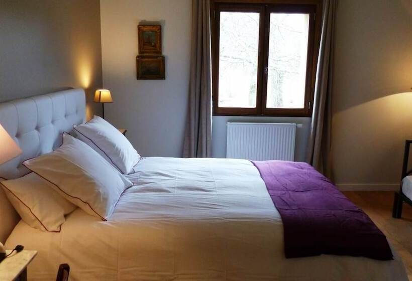 ベッドアンドブレックファースト Chambres Ambroisie