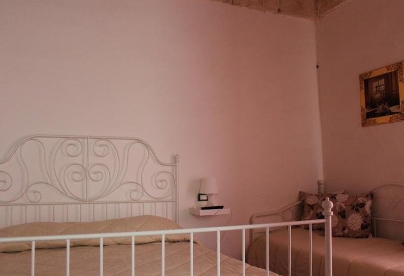 مبيت وإفطار La Casa Bianca
