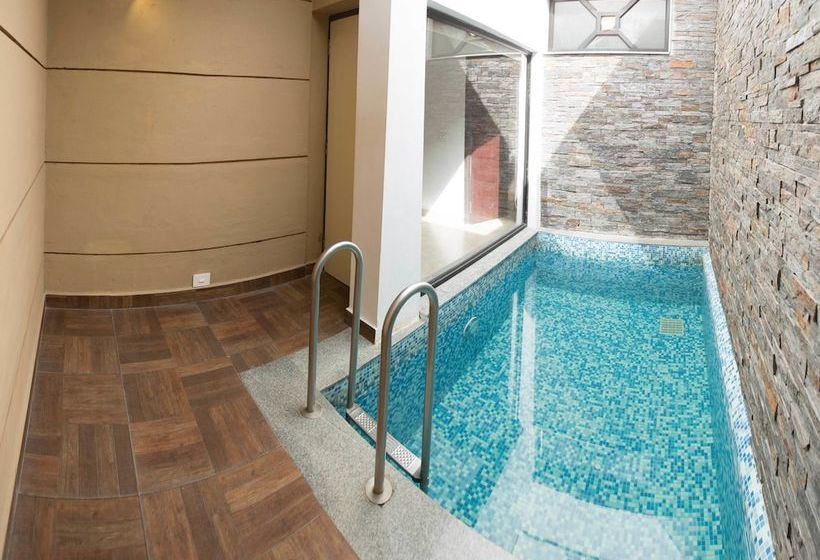 בית מלון כפרי Anora Beach Resort