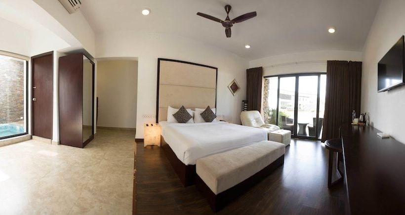 فندق Anora Beach Resort
