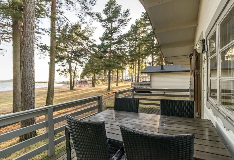 Отель First Camp Mörudden Karlstad