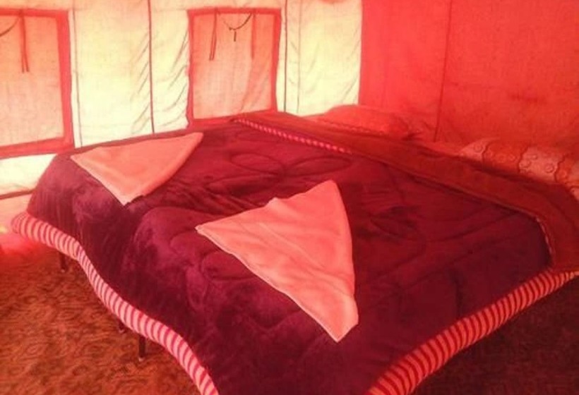 בית מלון כפרי Nomad Camp