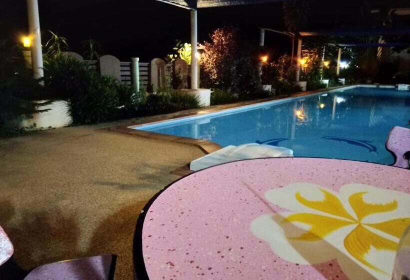 هتل Peace Pool Resort