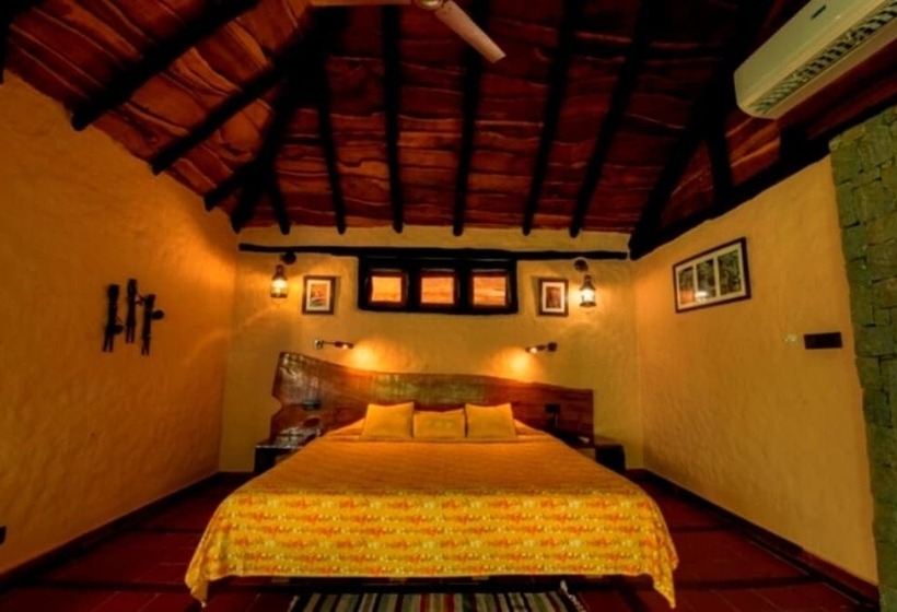 호텔 Pugdundee Safaris  Kanha Earth Lodge