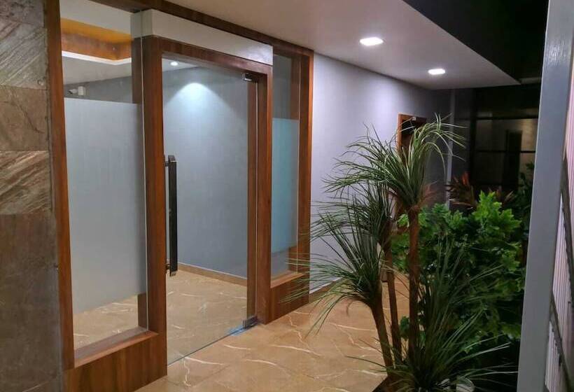 酒店 Radhe Inn