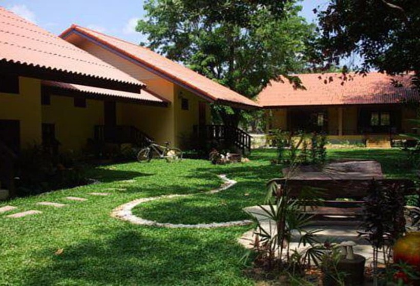 هتل Saksupha Resort