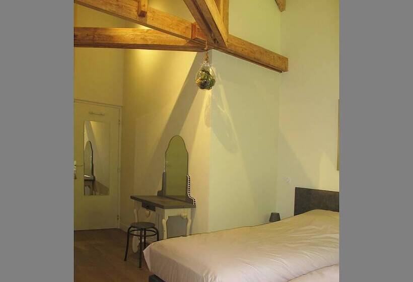 بنسيون La Garonde