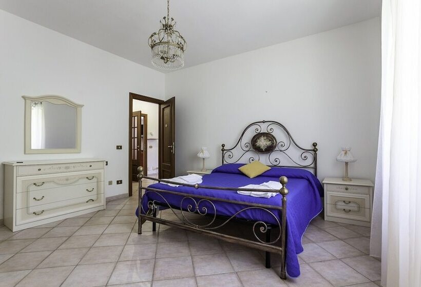 膳宿费 La Villa   Luxury Home