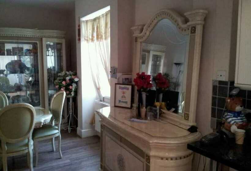 Пансион Ruxley Rooms
