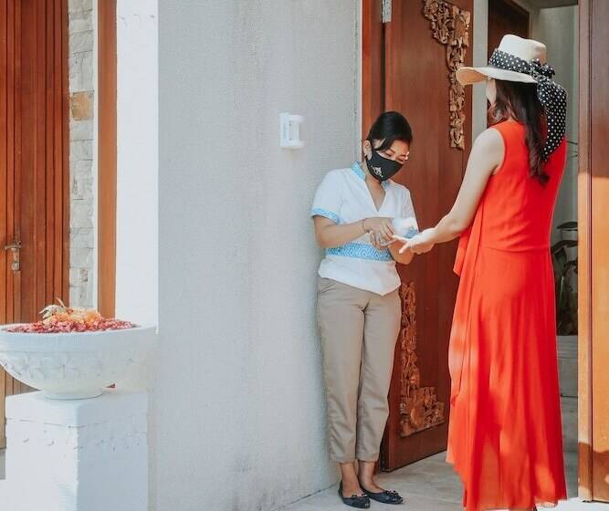 펜션 The Wina Villa Seminyak